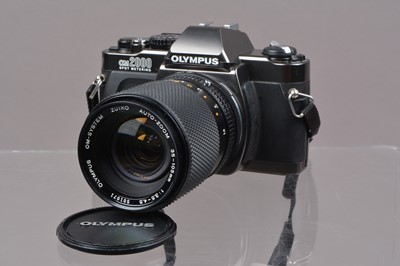 Lot 11 - An Olympus OM 2000 SLR Camera