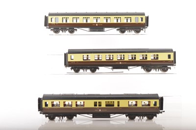 Lot 767 - Exley 0 Gauge K5 group of GWR Passenger coaches (3)