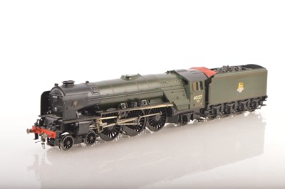 Lot 823 - Kitbuilt Finescale 0 Gauge 4-6-2 Loco & Tender BR lined green class A1 'Great Eastern'