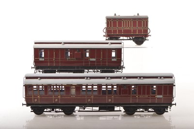 Lot 829 - Kitbuilt Finescale 0 Gauge group of Midland Railway rolling stock (3)