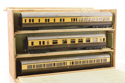 Lot 882 - Kit/Scratch Built Finescale 0 Gauge 6-GWR Coach group