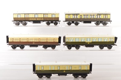 Lot 932 - Leeds (LMC) 0 gauge group of Wooden GWR coaches (9)