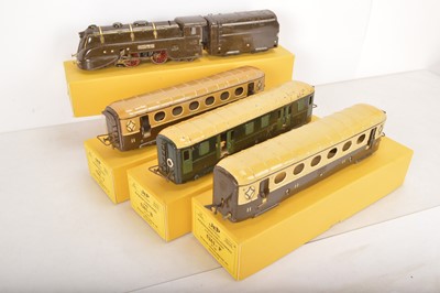 Lot 941 - Jep 0 Gauge Nord Locomotive and coaches (4)