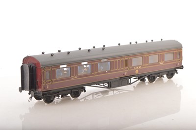 Lot 960 - Side Lines Models Kit built Finescale 0 Gauge LMS Semi open All 1st Passenger coach