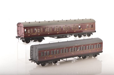 Lot 968 - E.K. Model /Exley 0 Gauge Finescale pair of LMS suburban Passenger coaches (2)