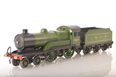 Lot 1038 - Leeds (LMC) 0 Gauge 4-4-0 Loco & Tender LNER lined green class D11 LNER