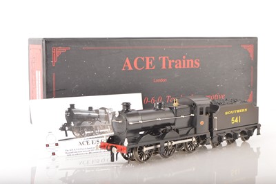 Lot 1055 - Ace 0 Gauge modern issue E/5 0-6-0 Loco & Tender southern black Q class