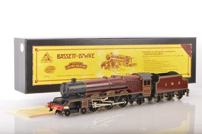 Lot 1079 - Corgi Bassett Lowke 0 Gauge Modern issue Ref BL99006 4-6-2 Loco & Tender LMS lined Maroon Princess Royal Class 'Princess Elizabeth'