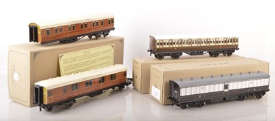 Lot 1094 - Ace 0 Gauge Modern issue mixed group of Passenger rolling stock (3)