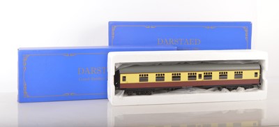 Lot 1097 - Darstaed 0 Gauge Modern issue Finescale pair of BR Mk 1 Crimson & Cream Passenger coaches (2)