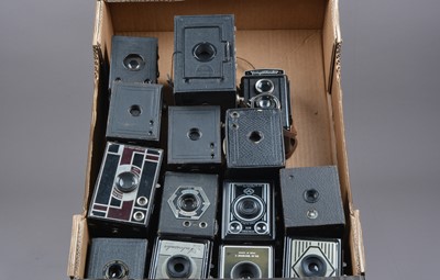 Lot 49 - A Tray of Box Cameras