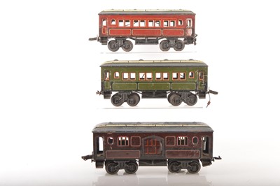 Lot 1168 - Bing Gauge 1 Continental/American outline group of 31cm Bogie Passenger coaches (3)