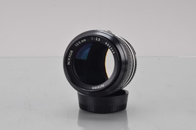 Lot 54 - A Nikon Nikkor 105mm f/2.5 Ai Lens