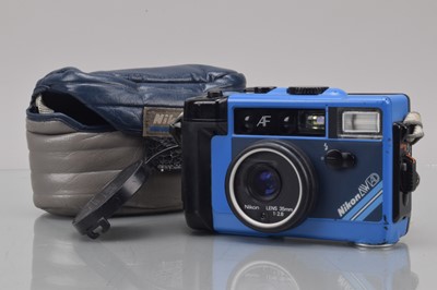 Lot 105 - A Nikon L35 AW AF Underwater Camera