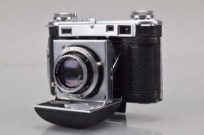 Lot 177 - A Certo Super Dollina II Rangefinder Folding Camera