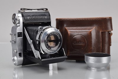 Lot 178 - A Balda Super Buldax Rangefinder Folding Camera