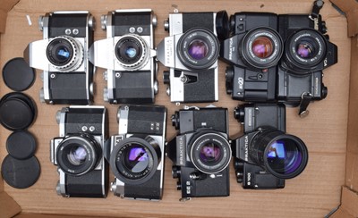 Lot 214 - A Tray of Praktica Cameras