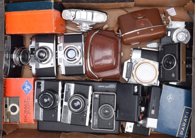 Lot 238 - A Tray of Agfa Cameras