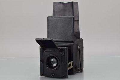 Lot 312 - An Ica 4 x 3¼'' Reflex Camera