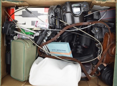 Lot 350 - A Mixed Tray of Photographic Items