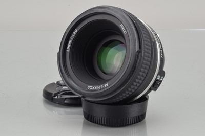 Lot 363 - A Nikon AF-S Nikkor 50mm f/1.8G Lens