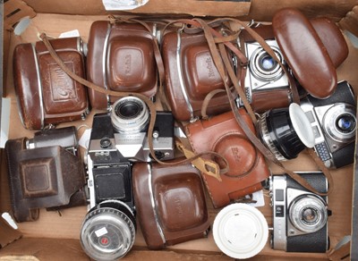 Lot 442 - A Tray of Kodak Cameras