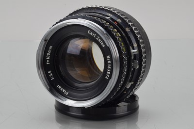 Lot 448 - A Carl Zeiss Hasselblad 100mm f/3.5 Planar C Lens