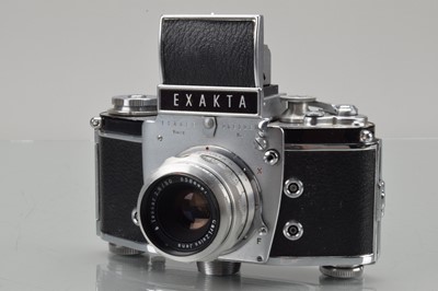 Lot 512 - An Exakta Varex IIa SLR Camera