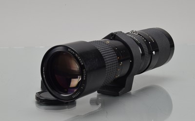 Lot 533 - A Nikon Micro Nikkor 200mm f/4 lens