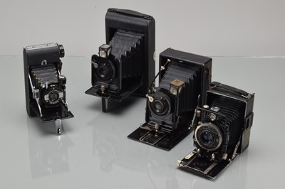 Lot 611 - A Group of Folding Cameras