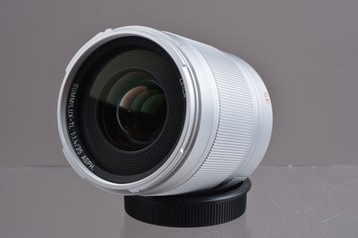 Lot 120 - A Leica Summilux-TL 35mm f/1.4 ASPH Lens