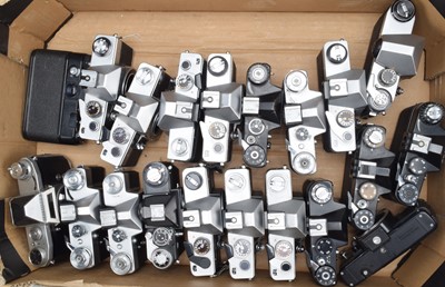 Lot 634 - A Tray of Eastern Bloc SLR Camera Bodies