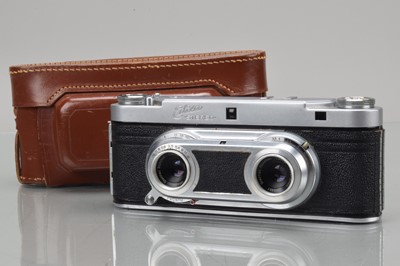 Lot 723 - A Wirgin Edixa Stereo II Camera