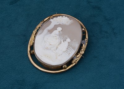 Lot 118 - A 19th Century shell carved oval cameo