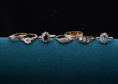 Lot 122 - A collection of 9ct gold dress rings