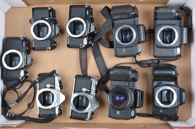 Lot 164 - A Tray of Pentax Cameras