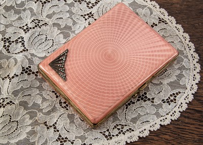 Lot 225 - An Art Deco pink guilloche carry all