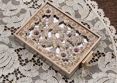 Lot 229 - A Boucheron heavy rectangular silver ingot compact