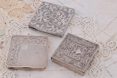 Lot 290 - Three square silver compact