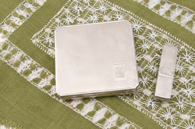 Lot 299 - A square engine turned decorated compact duo