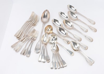 Lot 343 - An harlequin part canteen of fiddle and thread pattern cutlery