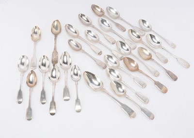 Lot 349 - A quantity of Georgian and Victorian and later silver teaspoons