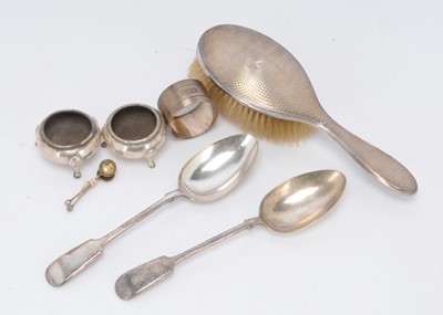 Lot 361 - A pair of Victorian small silver cauldron salts and salt spoons together with a George V period napkin ring and hair brush and a pair of silver plated table spoons