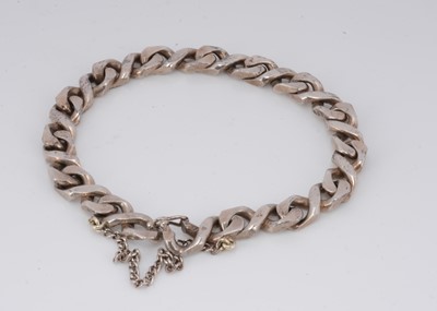 Lot 370 - A modern silver bracelet