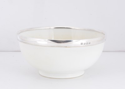 Lot 391 - An Edwardian Hukin & Heath porcelain bowl designed by Christopher Dresser