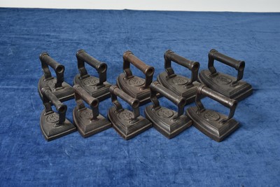 Lot 13 - A Kenrick 700 Flat Iron part set