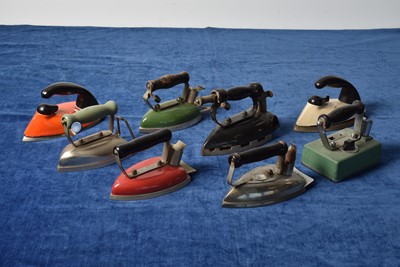 Lot 31 - A selection of vintage electric irons