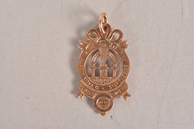 Lot 107 - A 9ct Gold Masonic Pendant