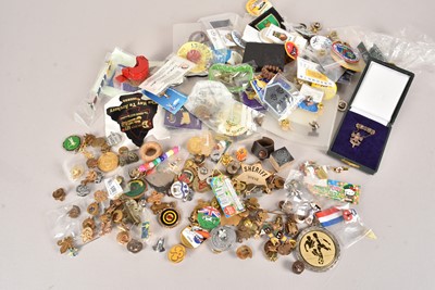 Lot 115 - A collection of Scouting badges and medallions