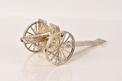 Lot 277 - A silver plated Artillery Field Gun model